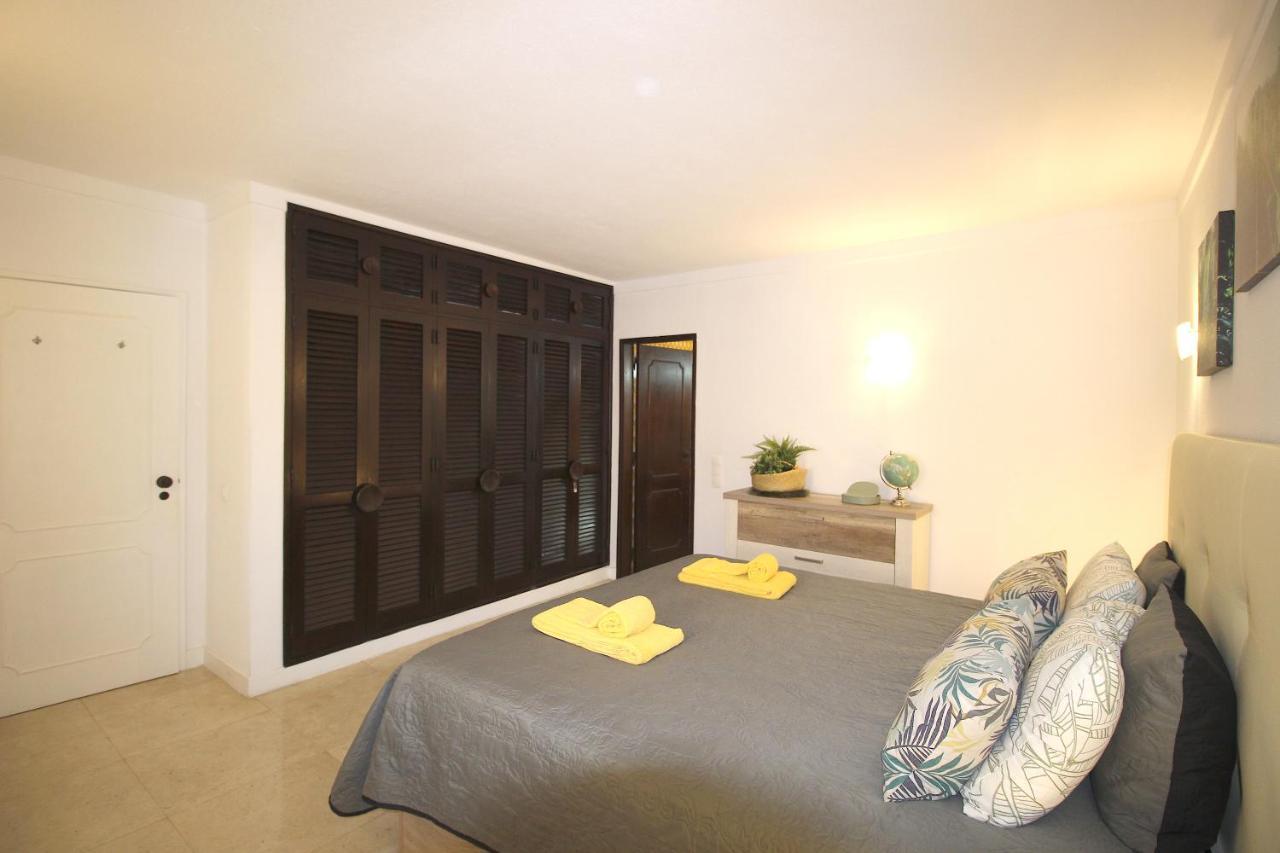 Magnifique Appartement Sur La Plage ... Albufeira Luaran gambar